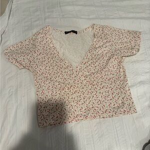 Brandy Melville Cream and Pink Flutter Sleeve Crop Blouse